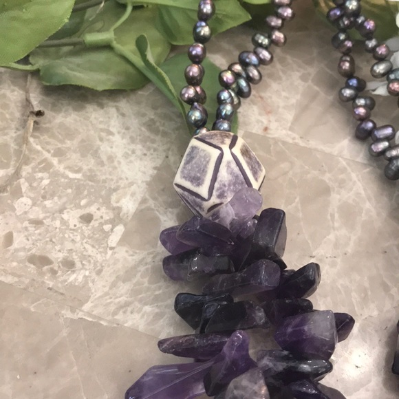 Stunning Necklace - Picture 7 of 8